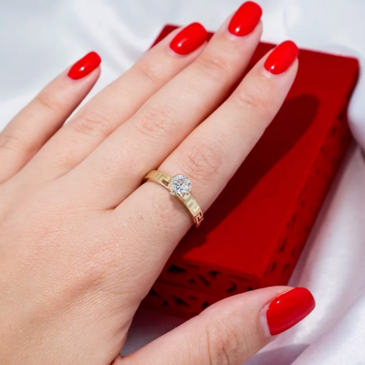 V RIng