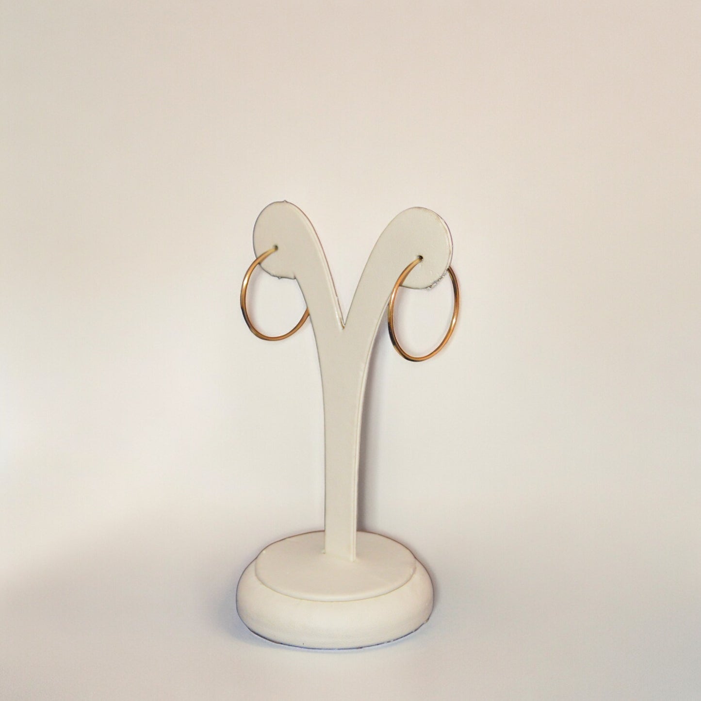 Round Earring Medium
