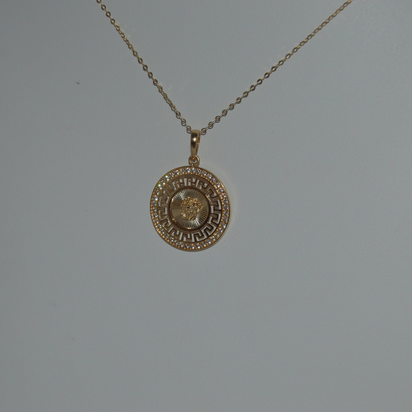 ‎Gold necklace 18 carat